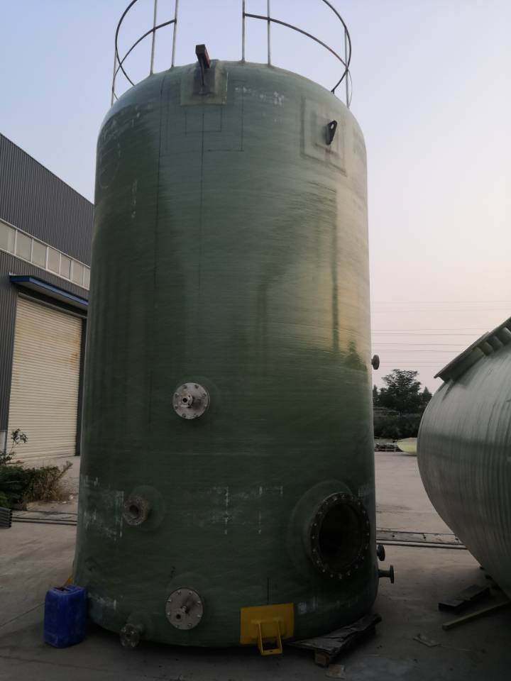 河南红杏在线免费视频盐酸罐准备发货